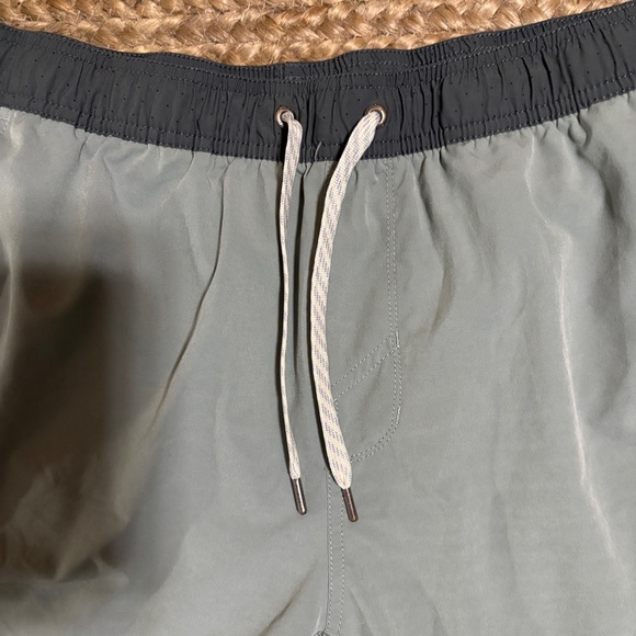Gray Vuori Athletic Shorts with Black Waistband - Picture 3 of 4